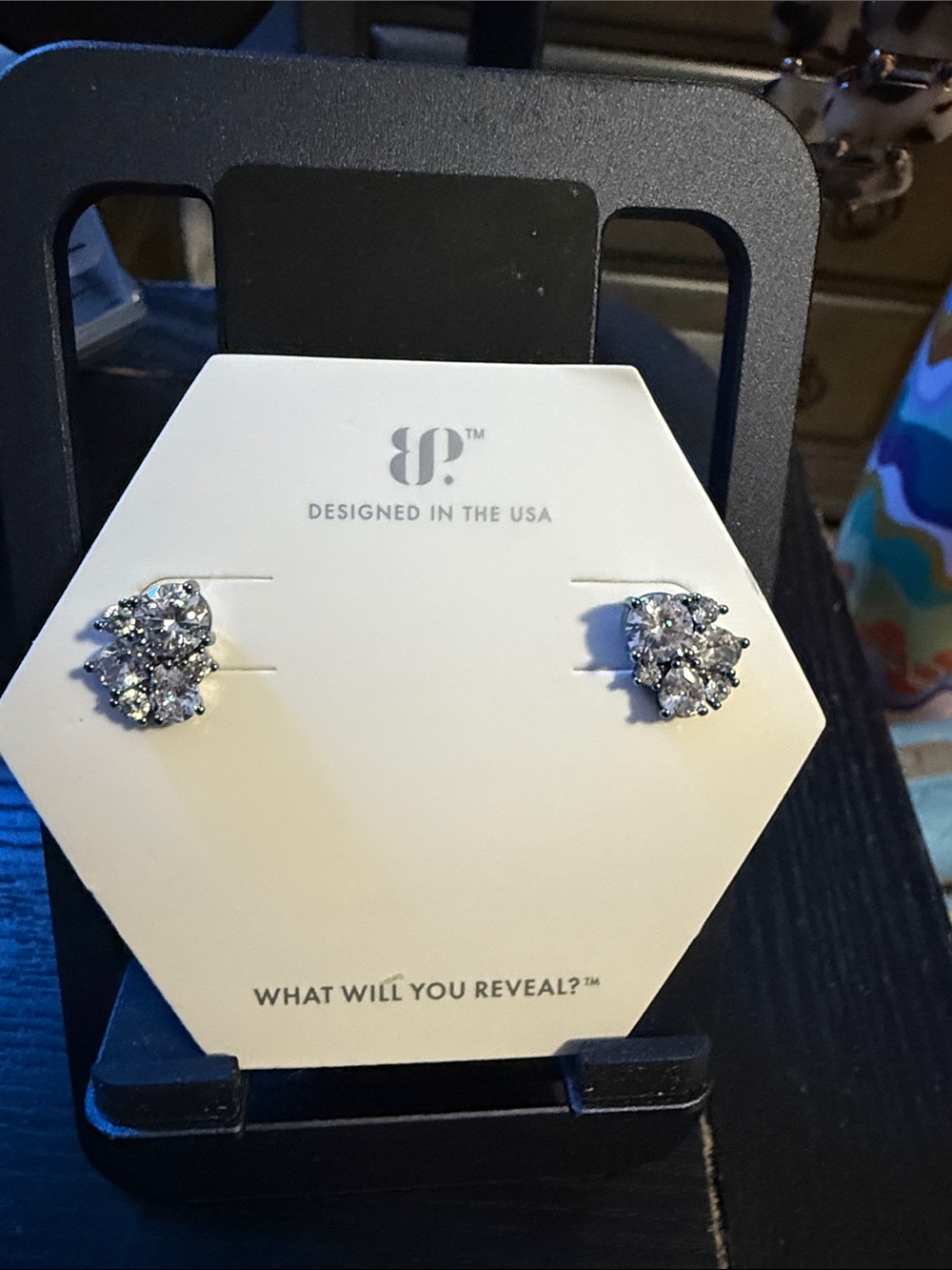 bp  CZ on hematite plating “the Cluster sparkle Stud” Earrings